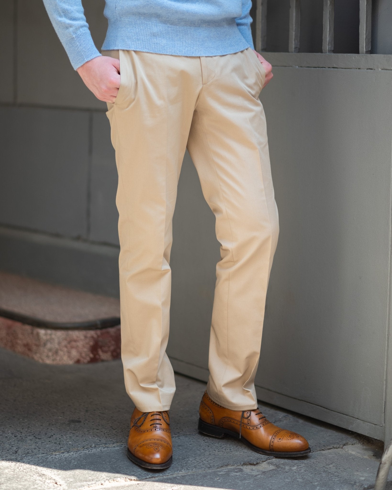 Slimline cotton pants Larusmiani in beige