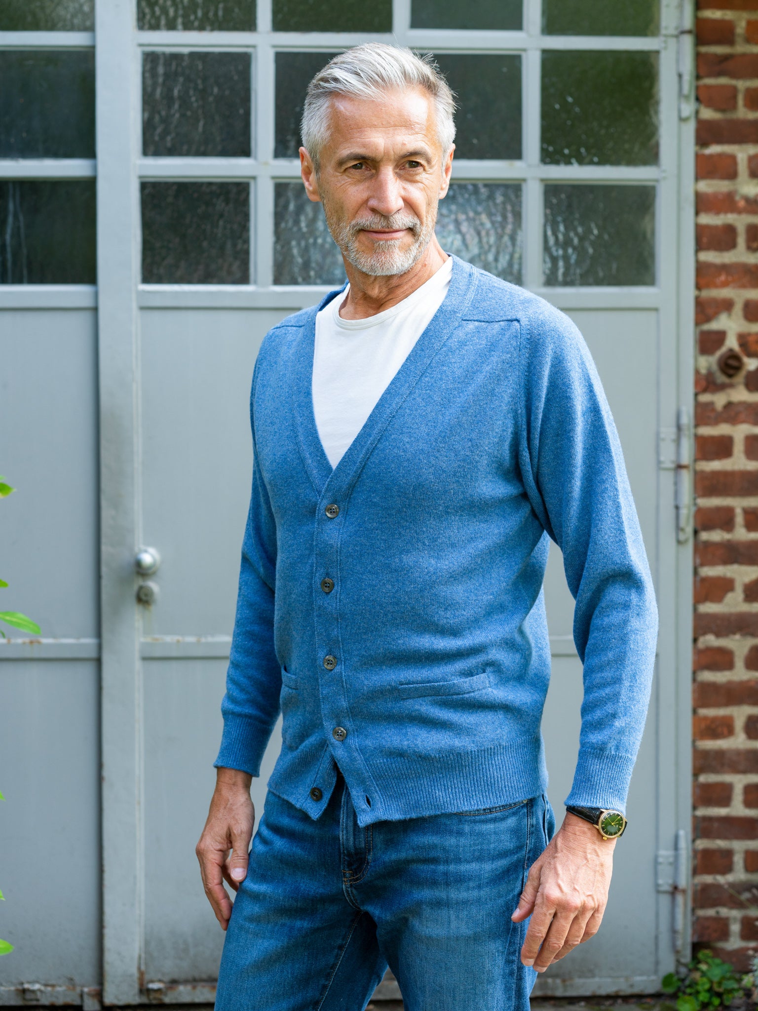 Lambswool cardigan (size 40–42)
