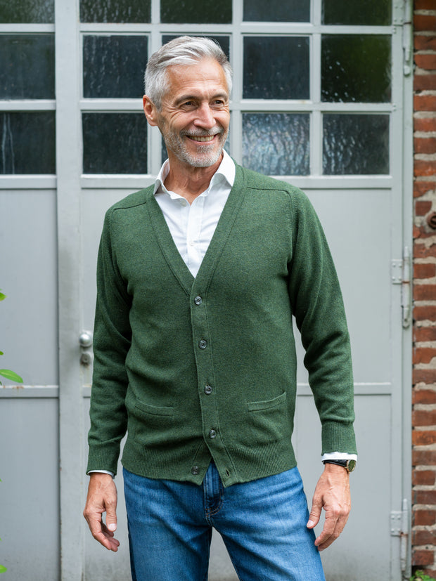 Lambswool cardigan (size 44-52)