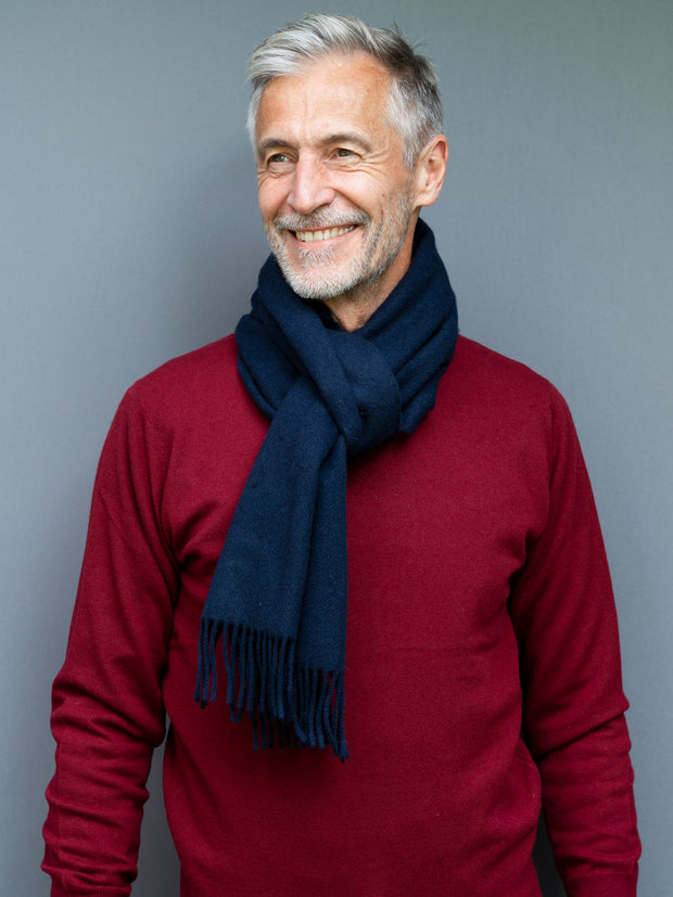 Cashmere Scarf: Navy