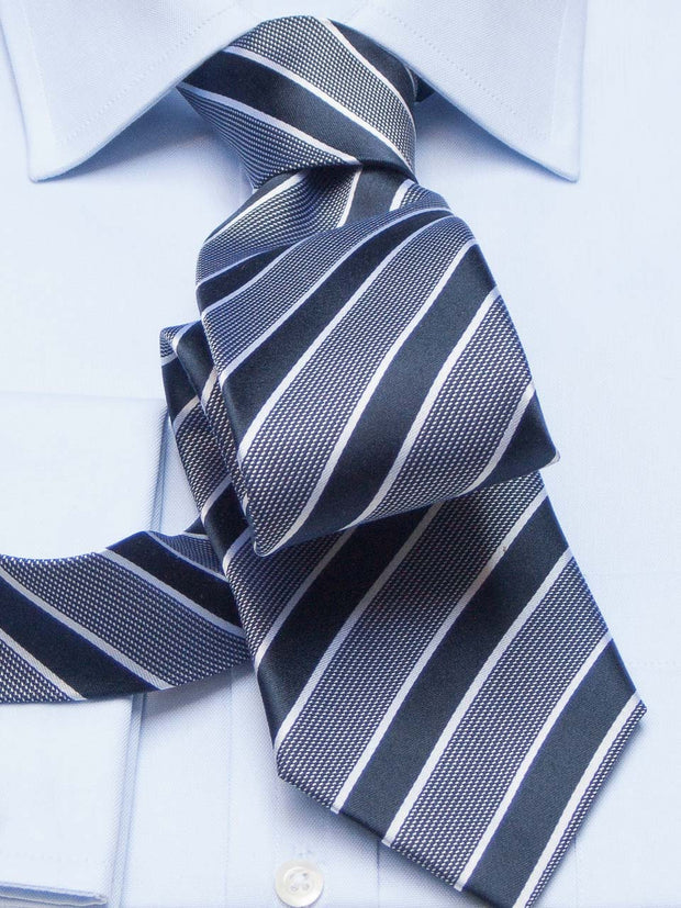 Krawatte: Krawatte mit Streifen in blau/weiß | John Crocket – Fine British Clothing