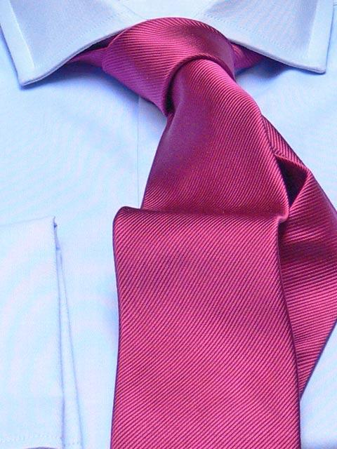 Krawatte: Krawatte einfarbig in magenta | John Crocket – Fine British Clothing